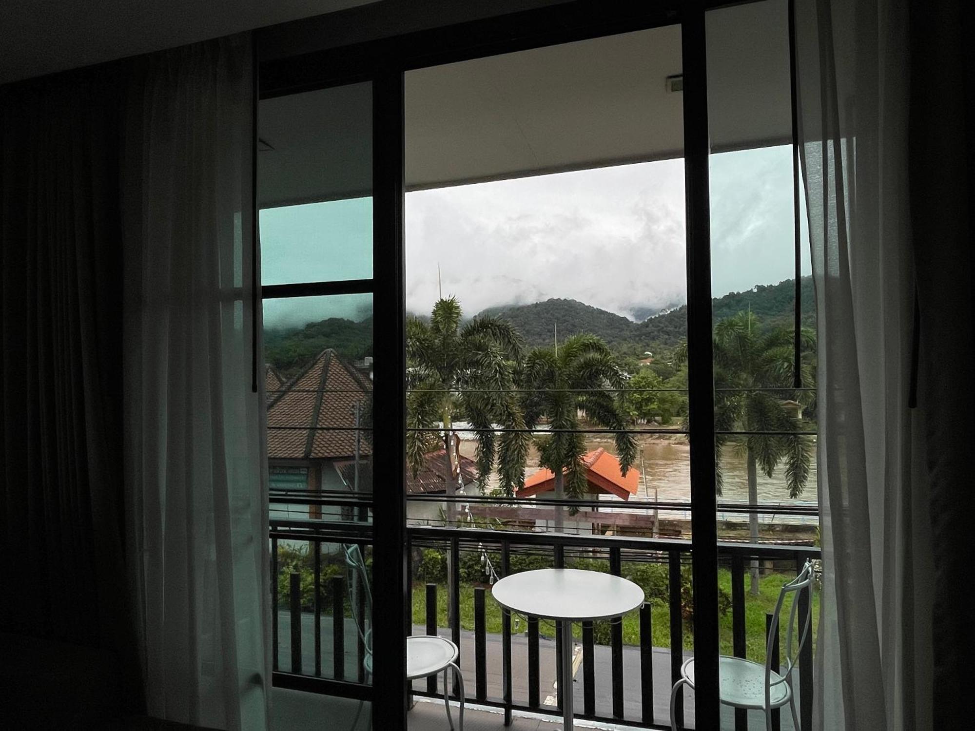 Saranya River House สรัญญาริเวอร์เฮาส์ Mae Ai Exterior foto